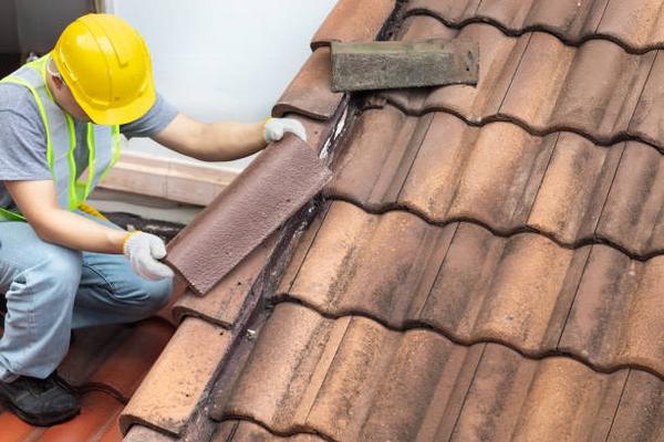 Choosing the Right Roofing Material for Your Greensboro Home