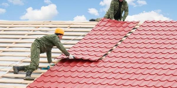 Warning Signs That Indicate Roof Replacement is Necessary