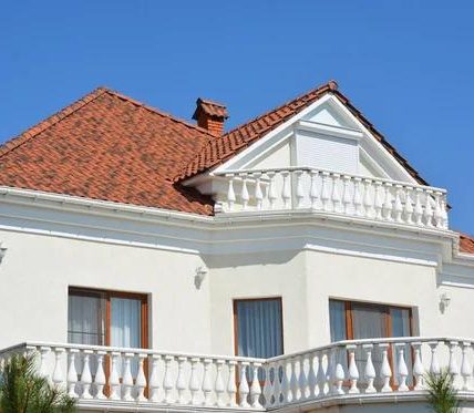 Maximize Your Roof’s Lifespan with Professional Contractors